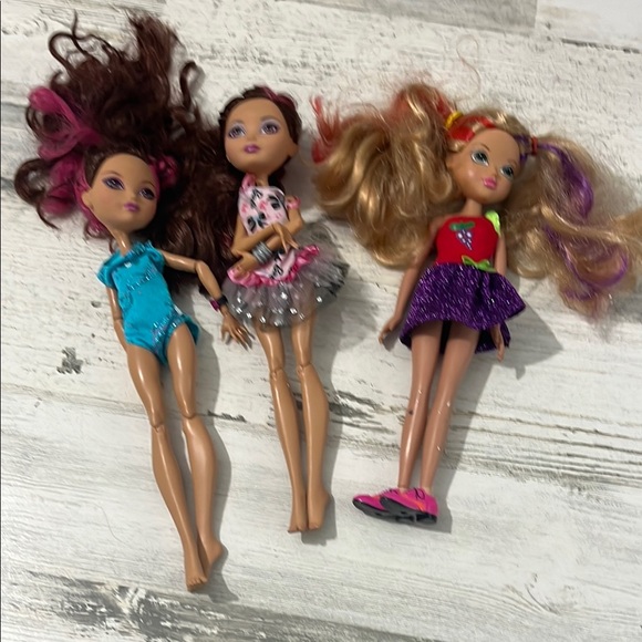 Doll Lot - Picture 1 of 4